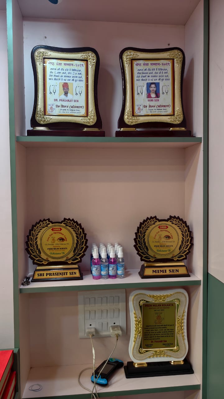 Modern frames display